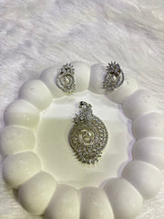 Spiral Pearl Pendant Set with Earrings – Silver & Gold Plated Options