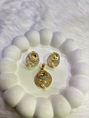 Golden Pearl Elegance Pendant Set