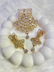 Royal Bridal Pendant & Earrings Set