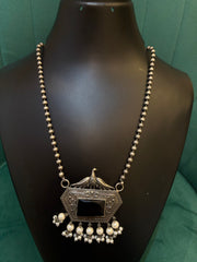 Oxidized Silver Necklace with Black Stone & Pearl Droplets – Peacock Pendant Design