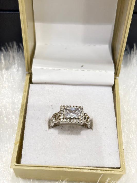 AD Clear Stone Silver Ring – Elegant Adjustable Solitaire Design