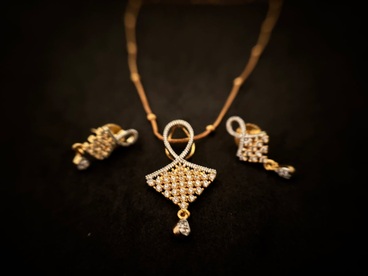 Gold Diamond Pendant