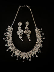 Green and Diamond Necklace Set