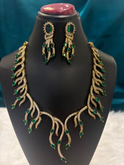 Mehendi Polish Unique Design Necklace Set – Antique Gold Finish Jewelry for Women