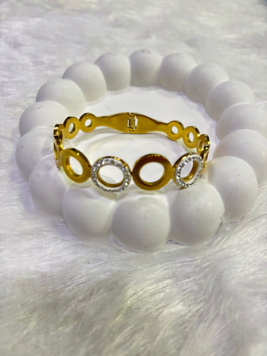 Golden Open Circle Kada – Designer Stone-Studded Bangle