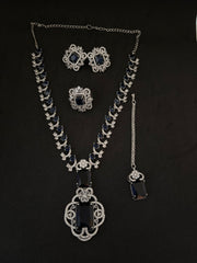 Square Cut Diamond Set