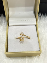 Dual Flower Gold Ring – Elegant Floral Statement Jewelry