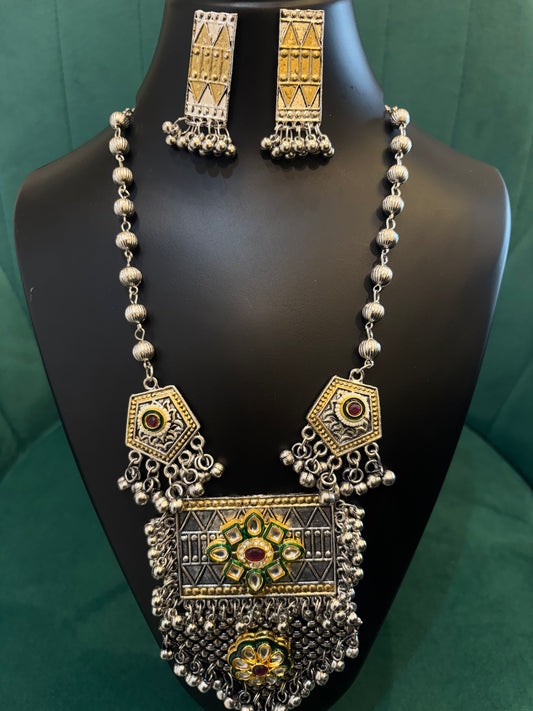 Oxidized Silver Square Kundan & Stone Necklace Set with Earrings – Ethnic Temple Style Jewelry