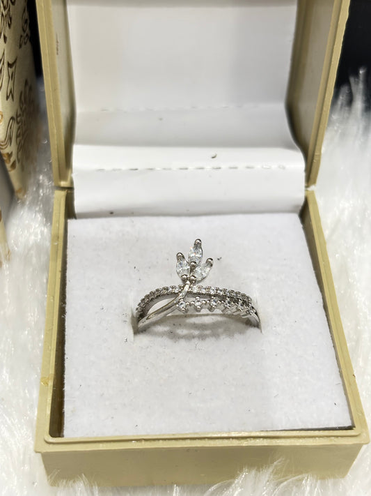 Silver Princess Ring – Adjustable Royal Crown-Inspired Jewelry