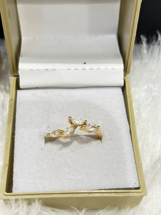 Gold Band Rings – Classic & Versatile Jewelry