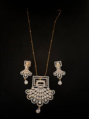 Flower Clear Diamond Necklace Set