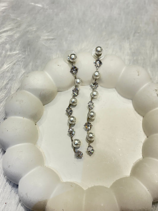Pearl & Crystal Long Drop Earrings – Dual Tone Elegance