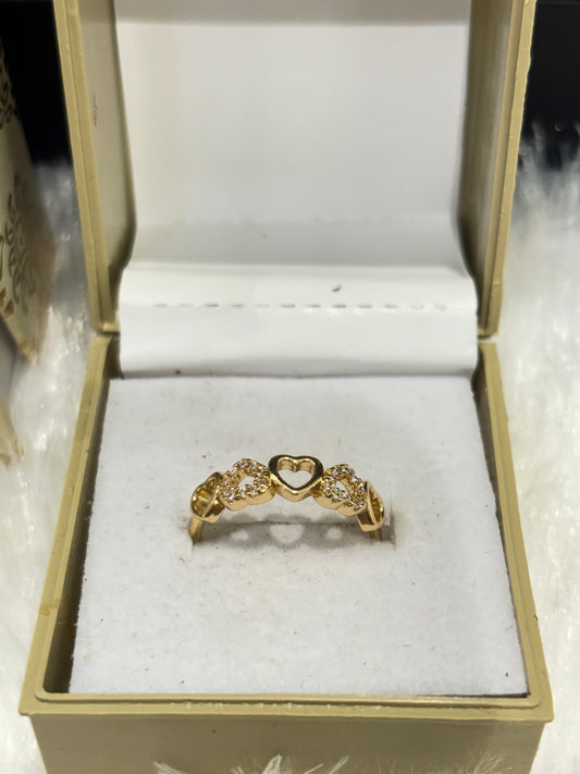 Gold Heart Band Ring – Romantic Minimalist Jewelry