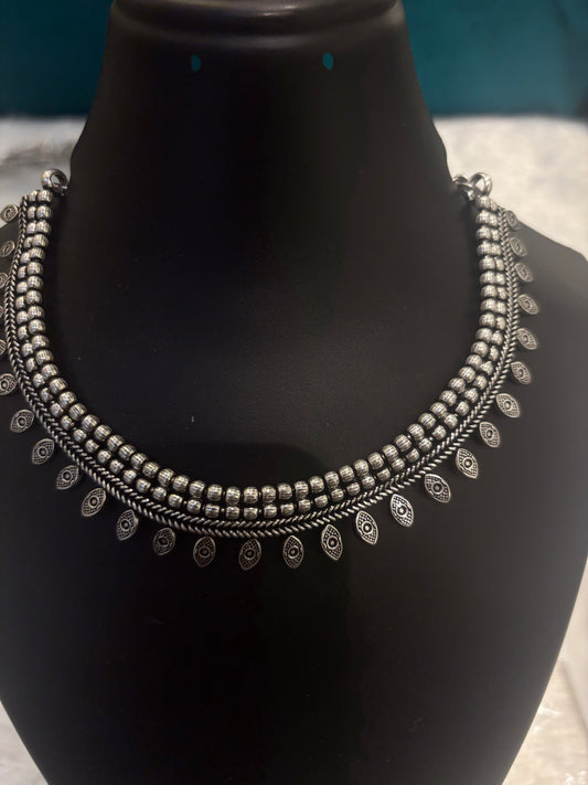 Simple & Elegant Oxidized Silver Necklace