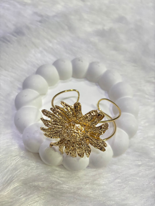 Gold Sunflower Kada – Statement Floral Bangle
