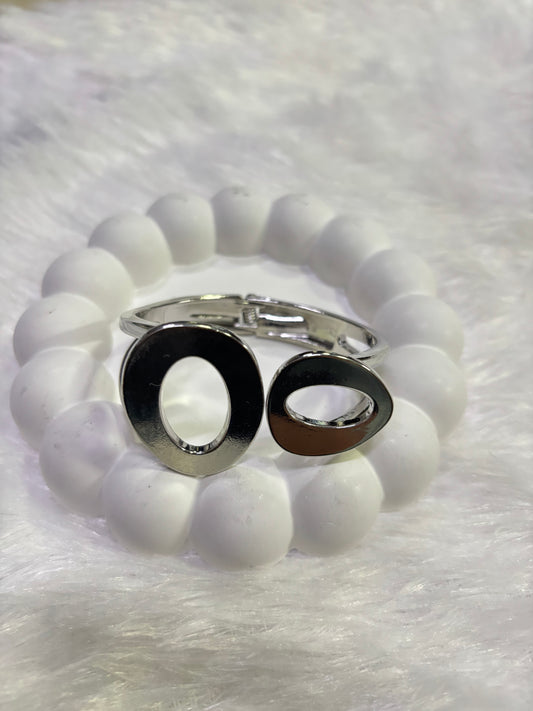 Dual Finish Abstract Kada – Gold & Silver Modern Bangles