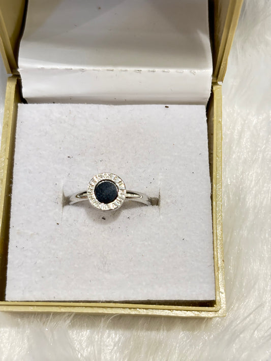 Silver Circle Black Stone Ring – Adjustable Minimal Statement Jewelry
