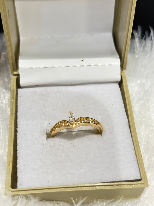 Gold Crown Chevron Ring – Adjustable Royal V-Shaped Design