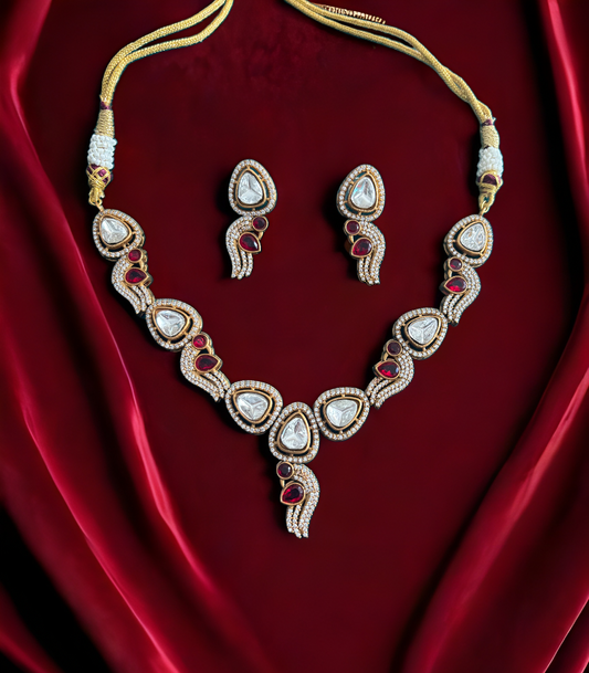 Crimson Grace AD Necklace Set