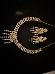 Green and Gold Flower Necklace Set