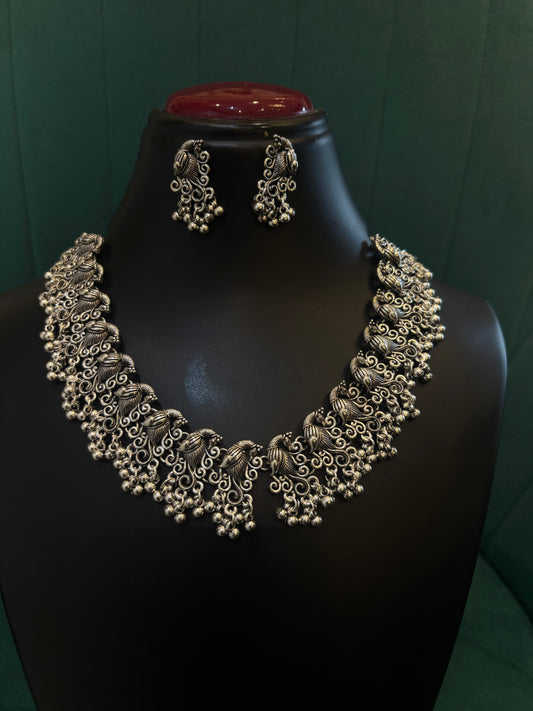 Peacock Design Choker Set