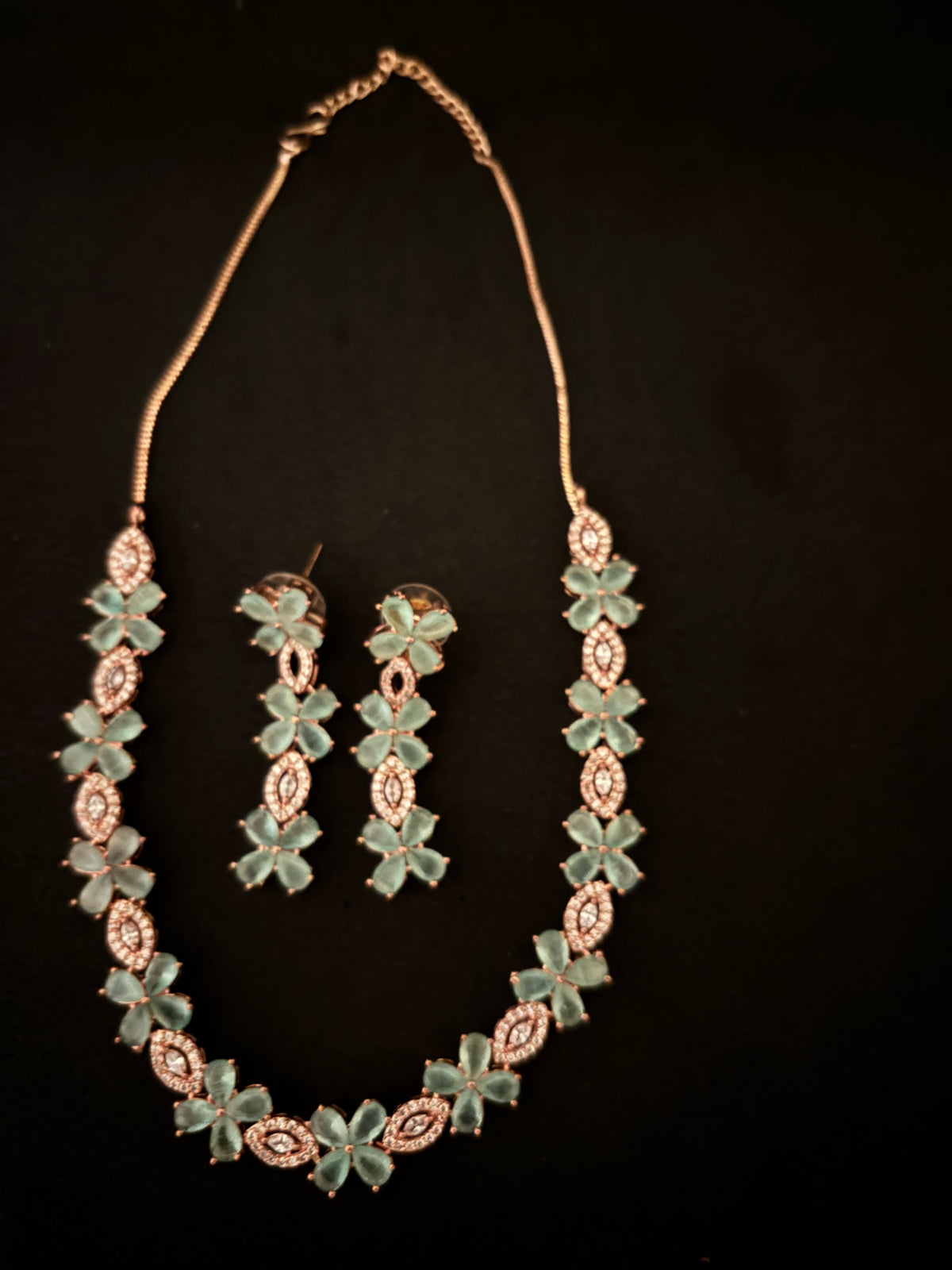 Green Cross Necklace Set