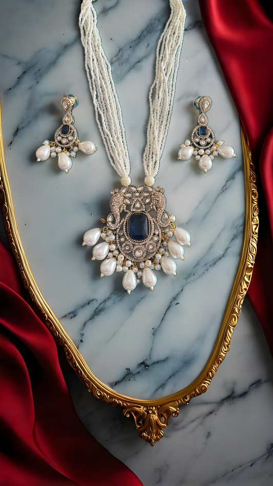 Navy Pearl Royale Necklace Set