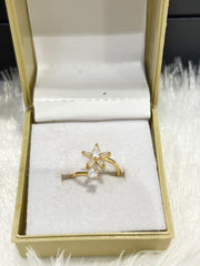 Gold Star and Solitaire Ring – Elegant Statement Jewelry