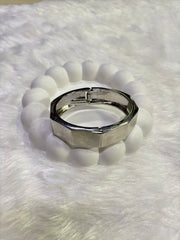 Elegant Silver Bracelet Collection – Modern & Statement Styles