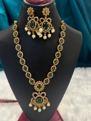 Traditional Mehendi Polish Necklace Set – Antique Gold Finish Jewelry for Women